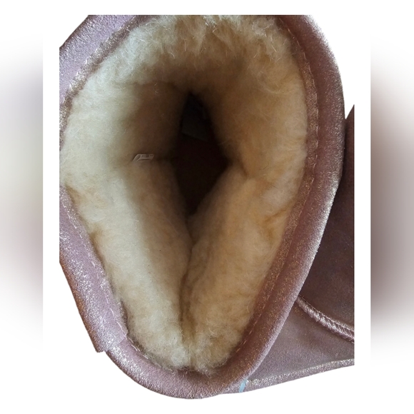 EC | NWOT | Bearpaw Emma | Youth Boot | Pink Glitter | Size: 5 - Picture 5 of 15